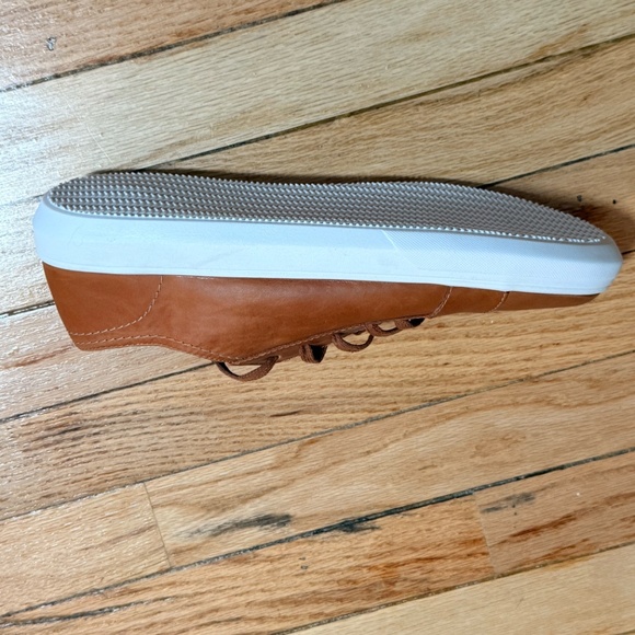 Portland Leather Shoes | Portland Leather Goods Patina Low Top Street Sneakers - Picture 3 of 4